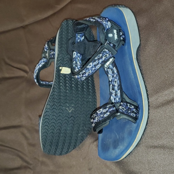 Teva Sandals - Picture 2 of 11